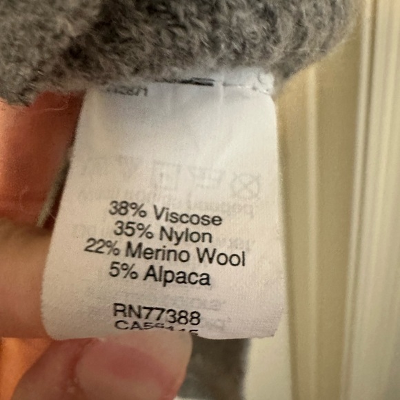 Madewell Gray Alpaca Wool Blend Size Medium High Low Slit Sides Pullover Sweater - Picture 4 of 5